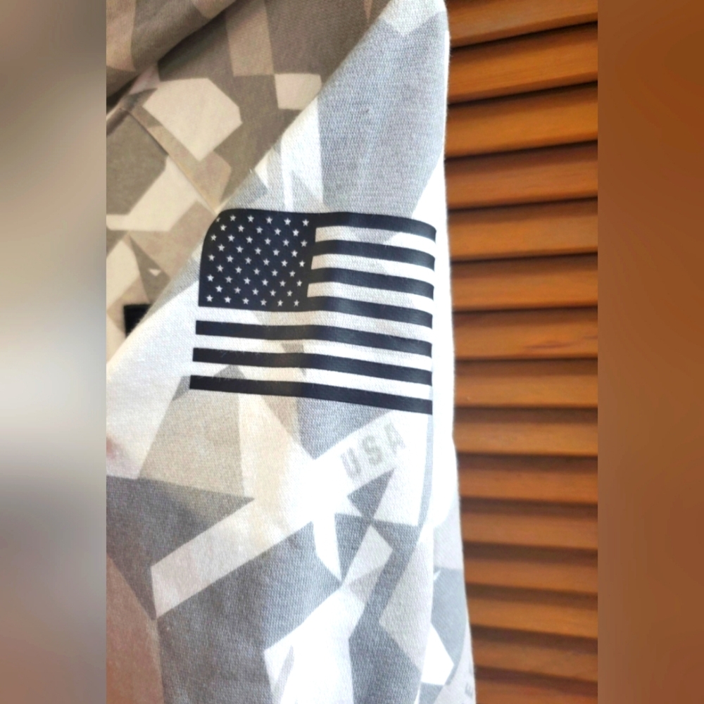 Under Armour Freedom Rival Hoodie - Picture 4 of 7